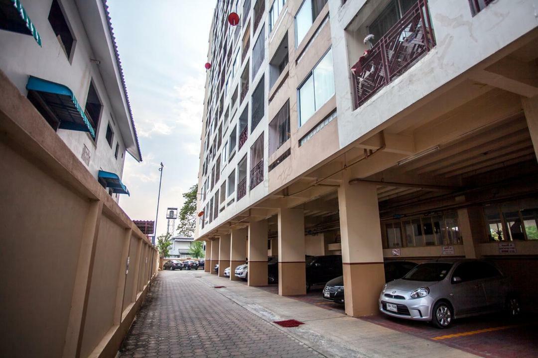 Galare Thong Tower Aparthotel Chiang Mai Luaran gambar