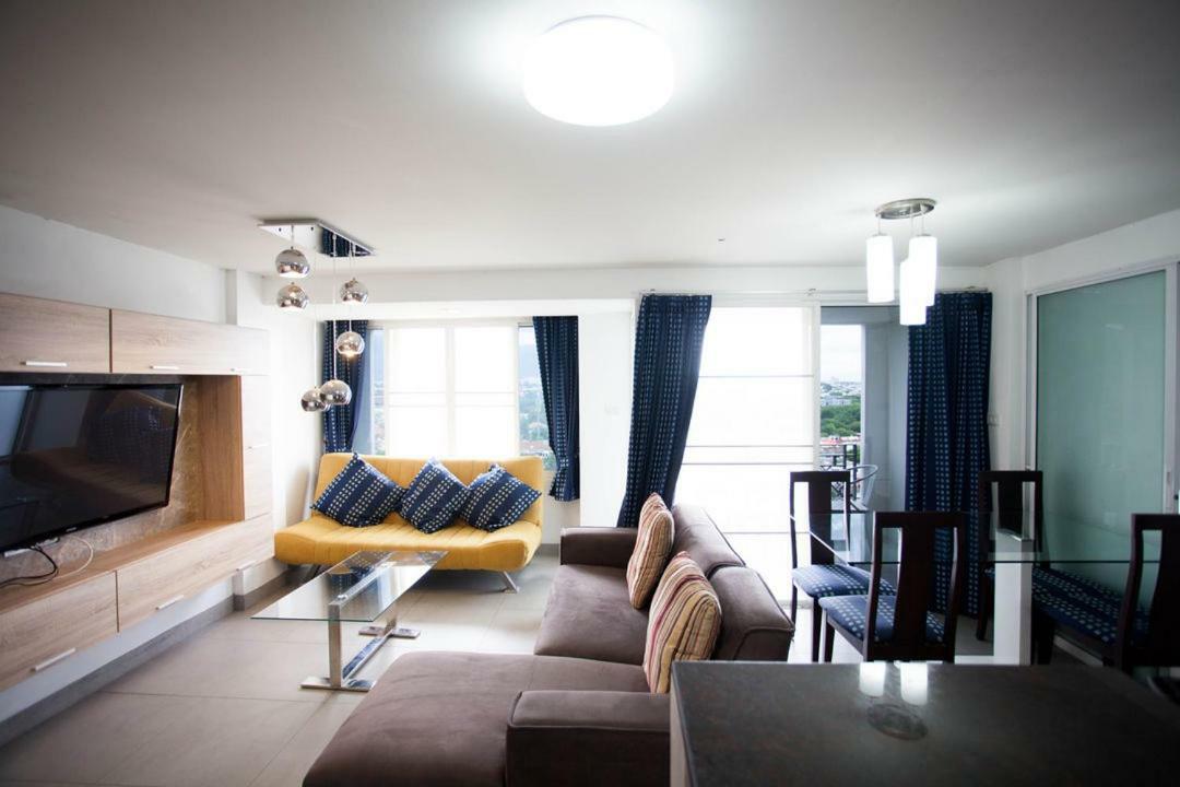 Galare Thong Tower Aparthotel Chiang Mai Luaran gambar